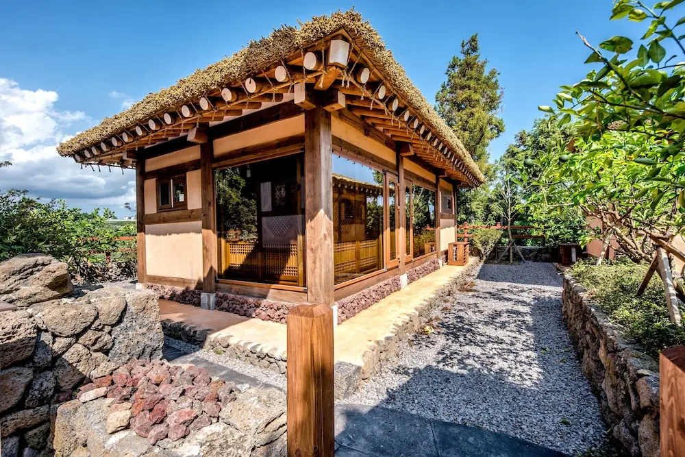 Standard room with garden view