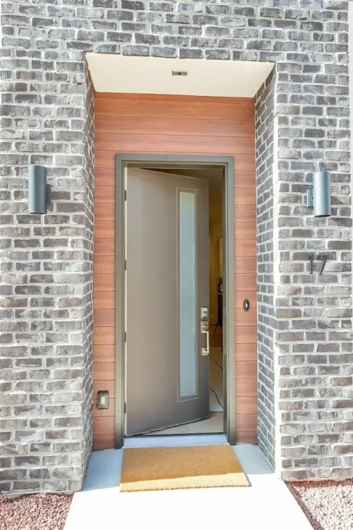#17 At Bloomington Country Club 4 Bedroom Townhouse by RedAwning