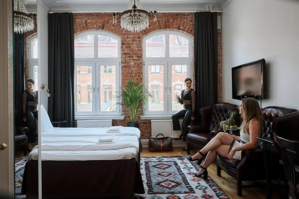 Standard Double room (full double bed)