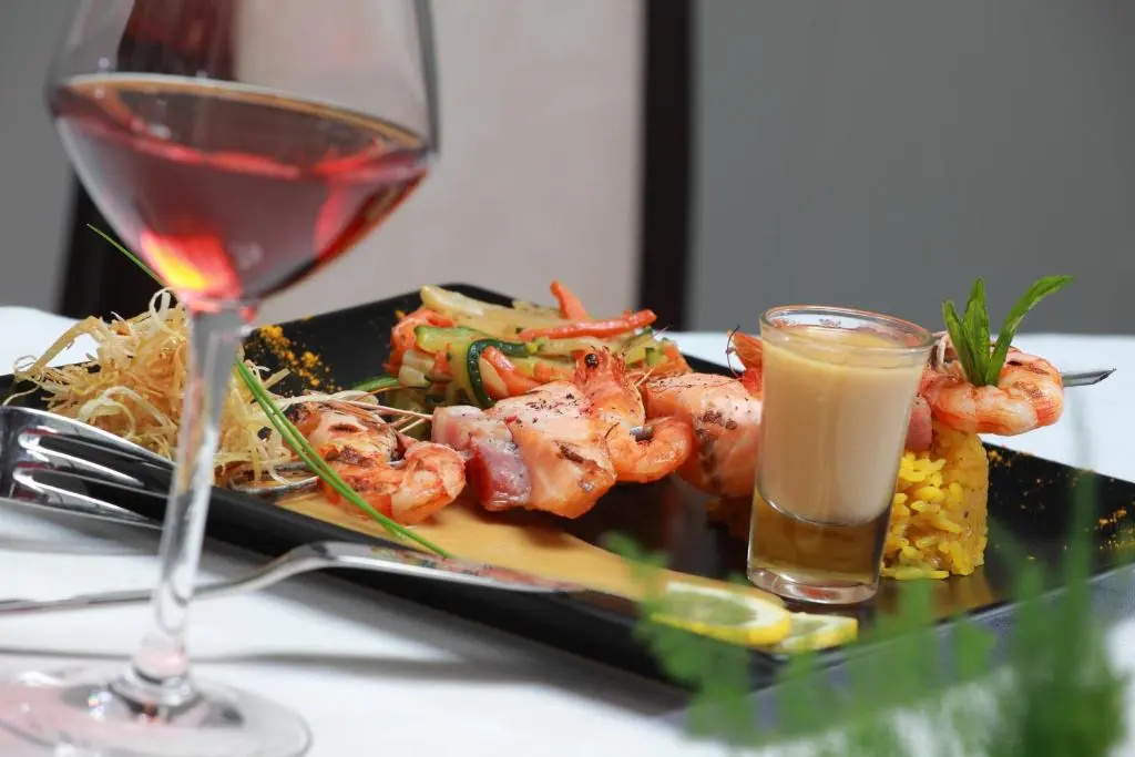 Food & Beverage