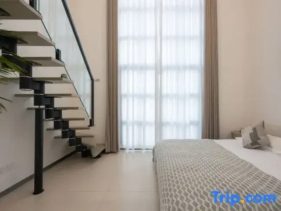 6 Bedrooms Standard room