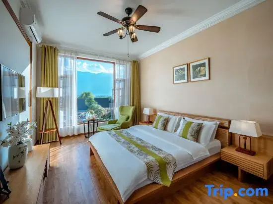 Standard Double room with view (full double bed)