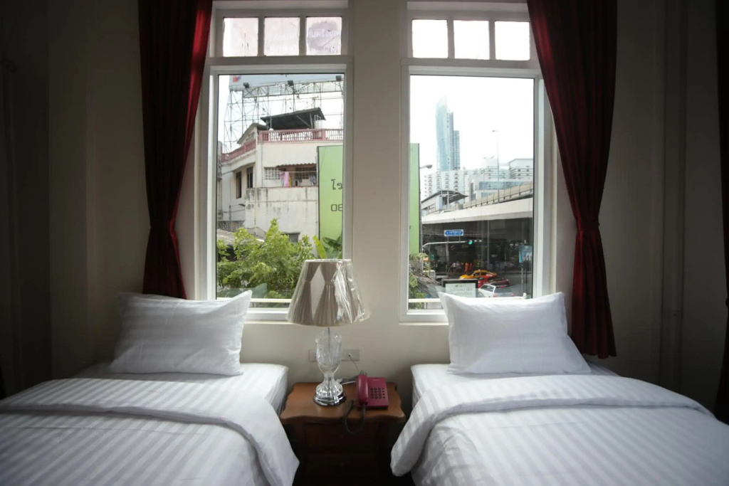 The Myth-Sud Sathorn - Général
