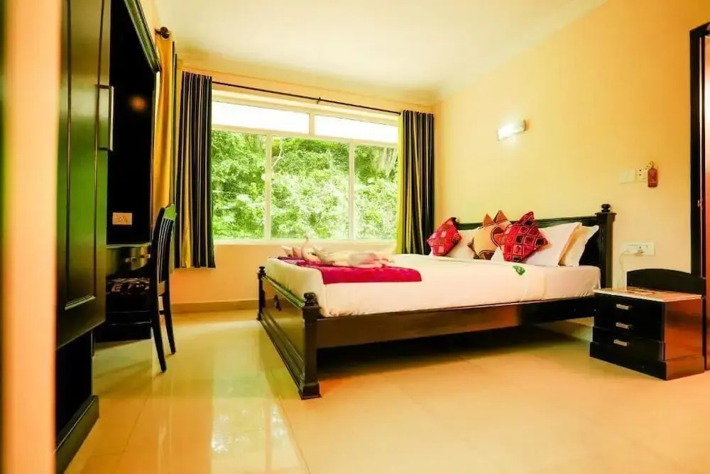 1 Bedroom Premium Double room (full double bed)
