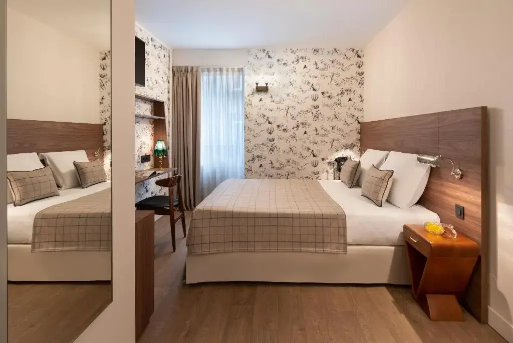 Superior room