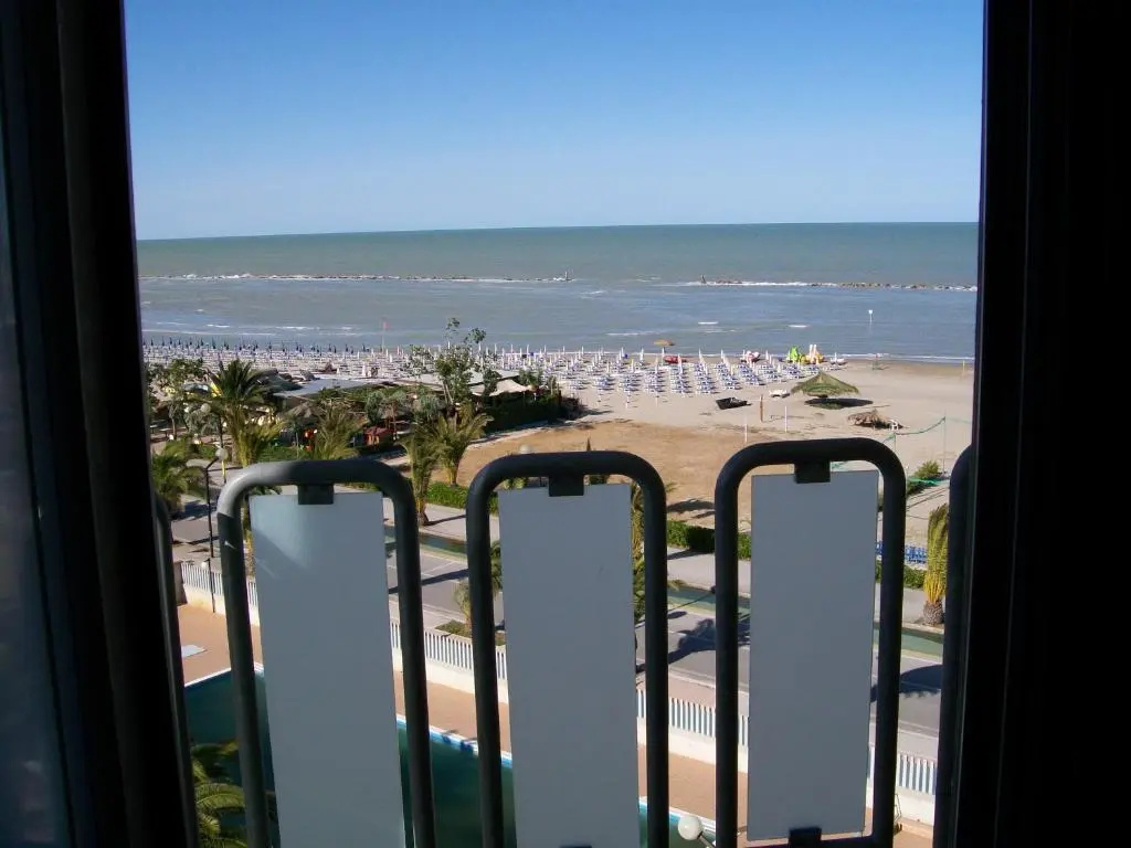 Standard Double room with balcony and with sea view (full double bed)