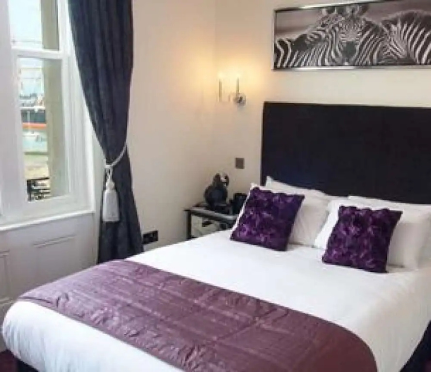 Ship Leopard Hotel – No Children - Chambres