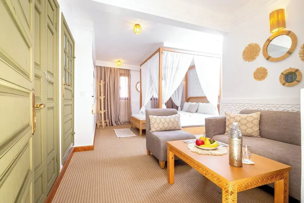 Luxury Suite