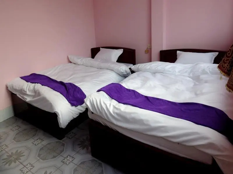 Deluxe Double room with city view (full double bed)
