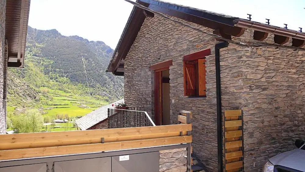 Balcony & Terrace