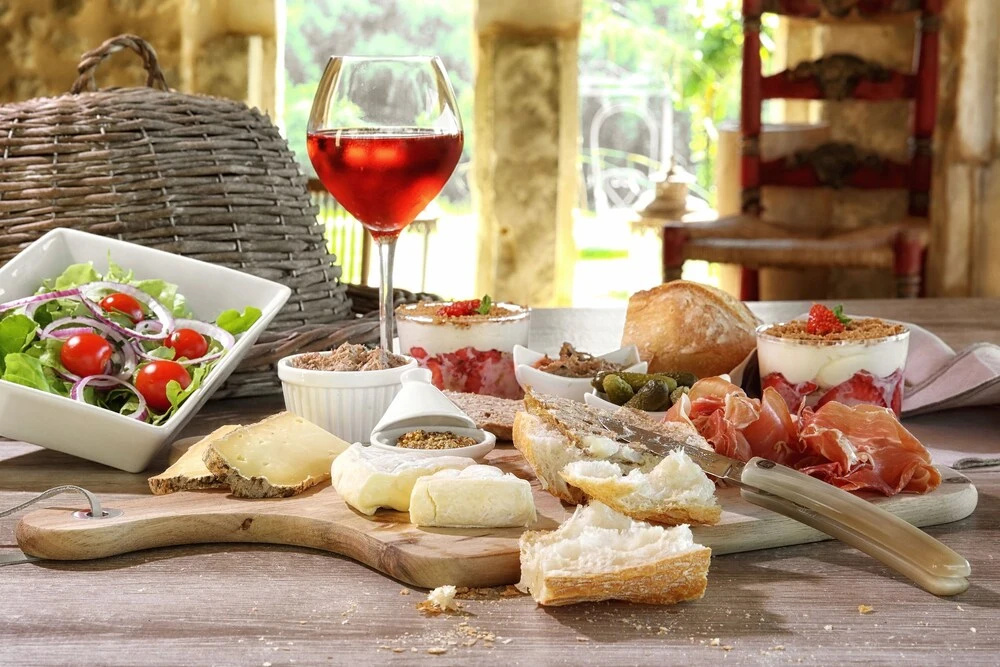 Food & Beverage
