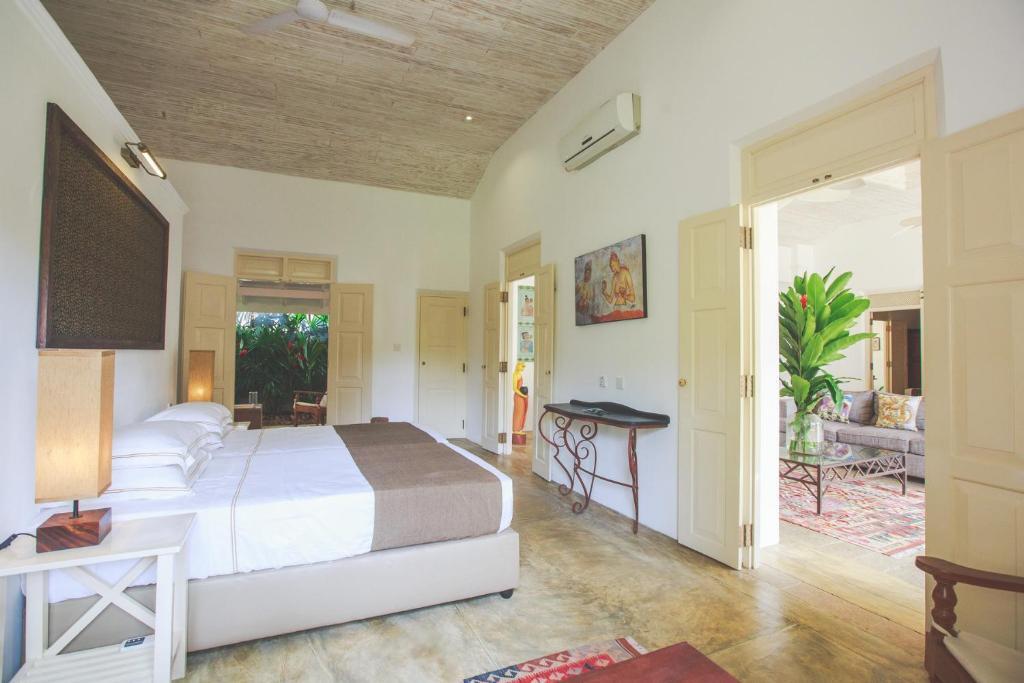 Karmel Villa Thalduwa Island - Five Bedroom Luxury Villa With Private Pool
