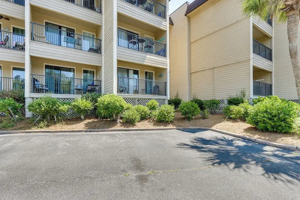 On-site Beach Access: Apt in Hilton Head Island!