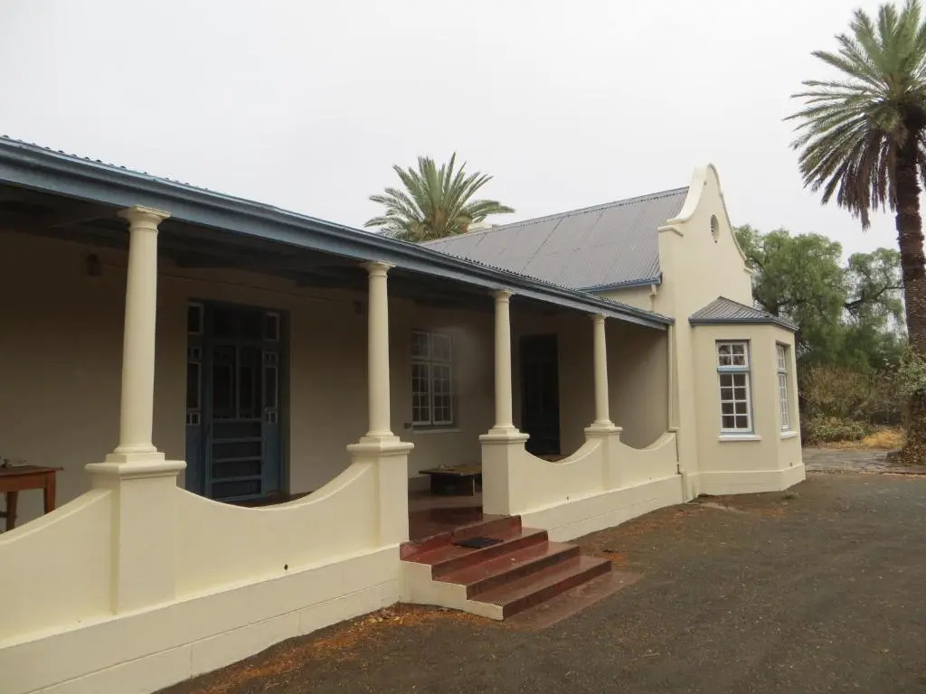 Roode Bloem Farm House