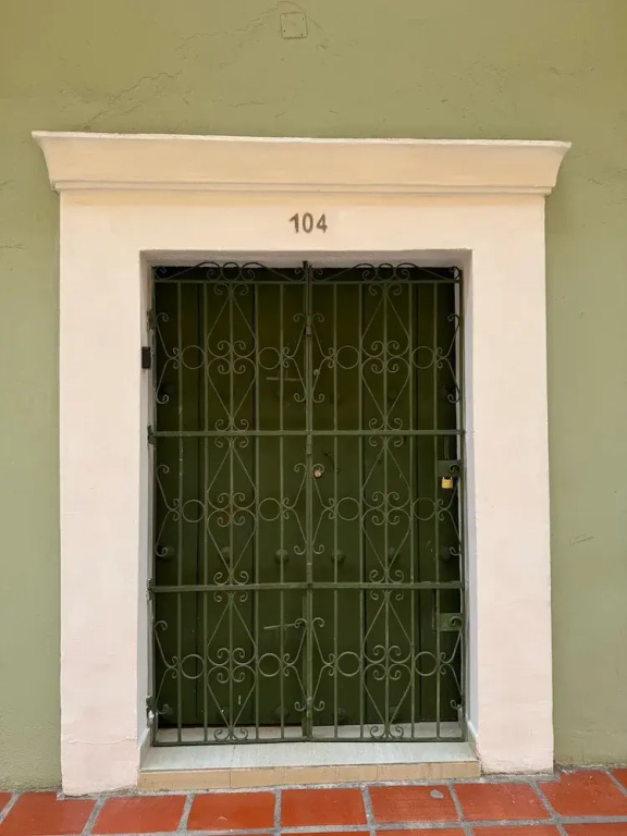 104 Gastelbondo