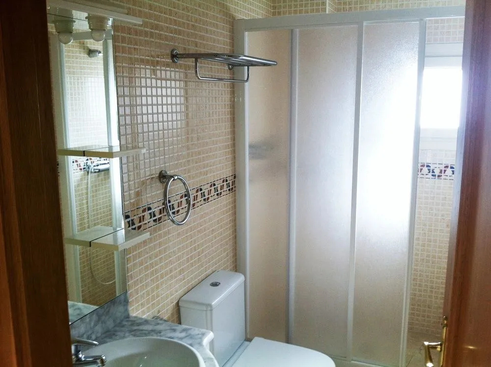 gallery_image_hidden_8