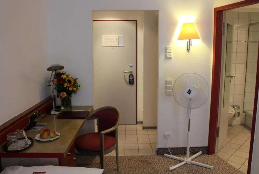 Hotel photo 9