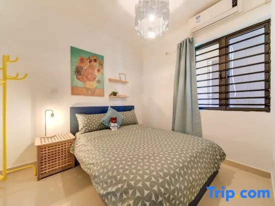 3 Bedrooms Apartment