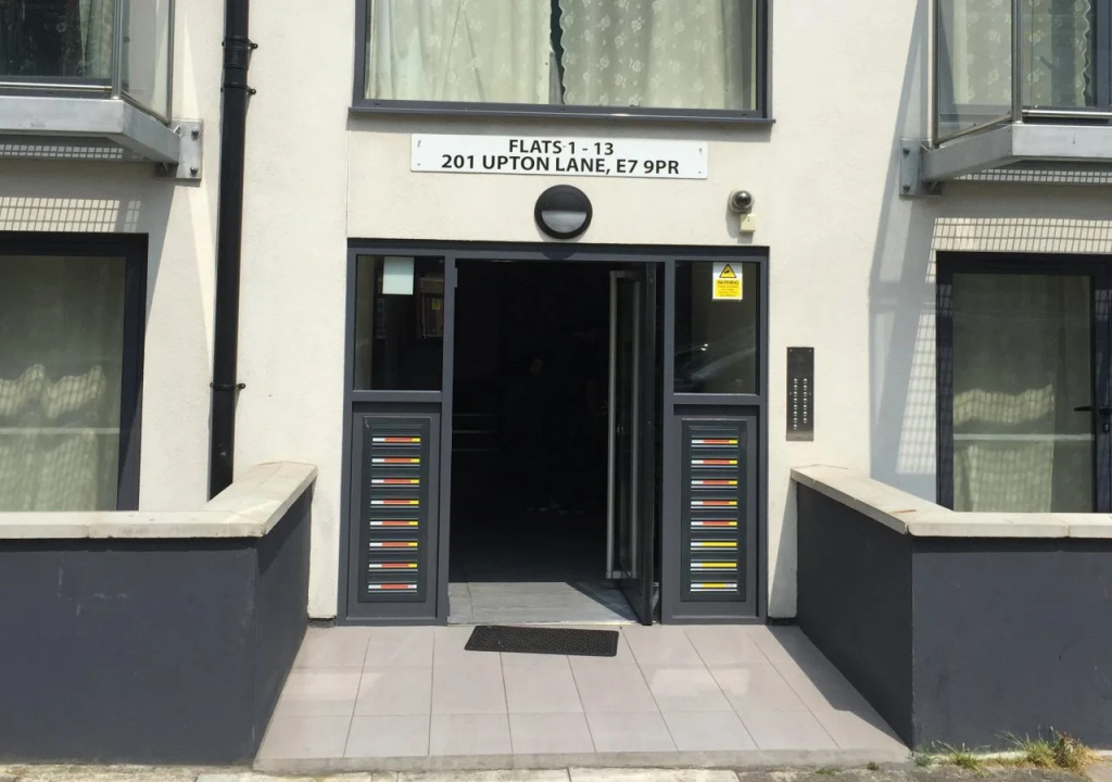 201 Upton Lane