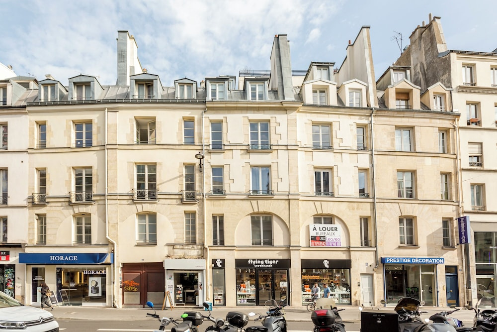 Merveil Family Suite - Fbg St Antoine