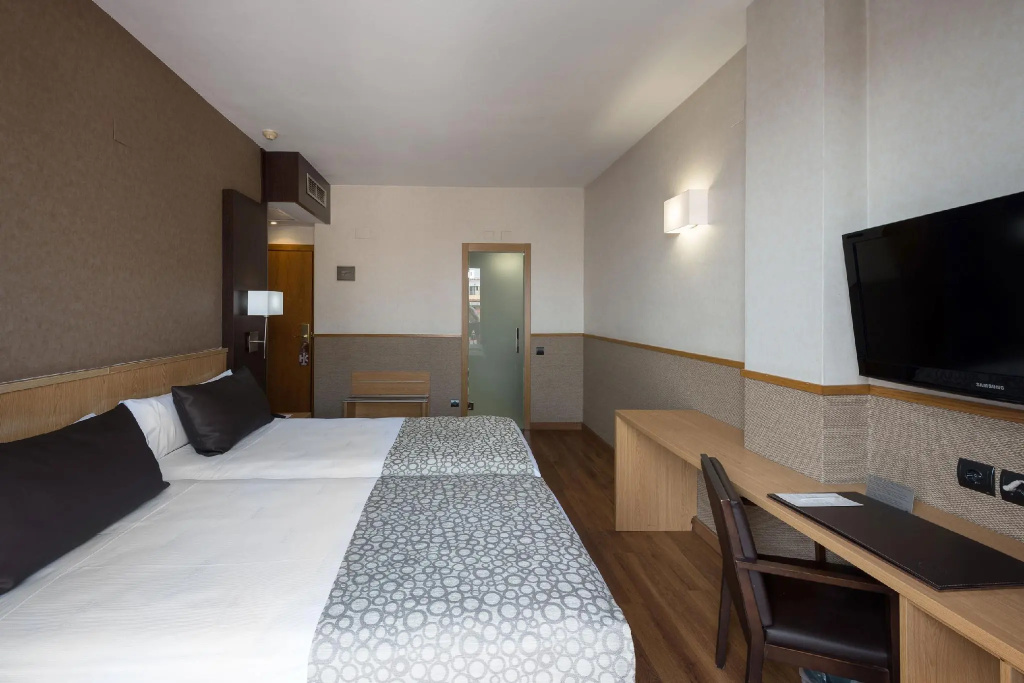 Catalonia Sagrada Familia Hotel - Chambres