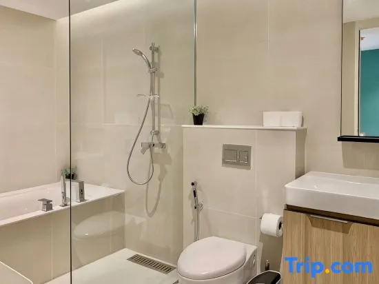 Deluxe Room near BTS Phrom Phong | Sukhumvit 31