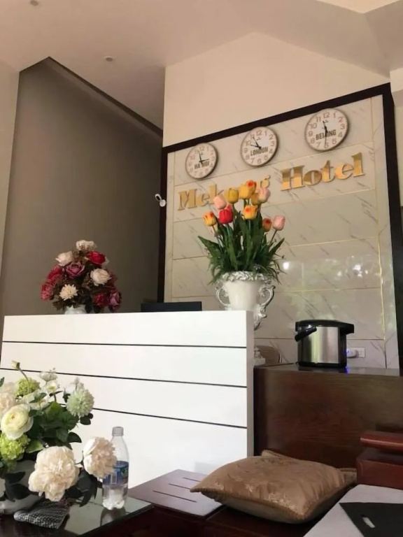 Lobby & Reception