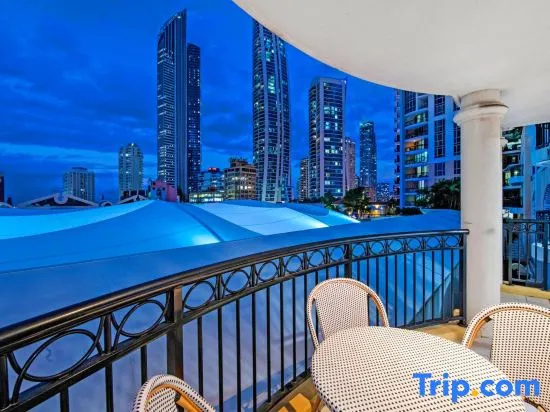 Chevron Renaissance Apartments - Central Surfers Paradise - Hosted by wowstay
