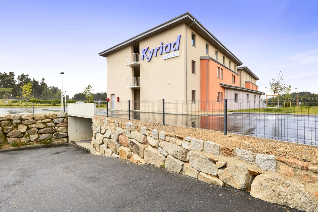 Kyriad La Garde - Saint Chely D'apcher