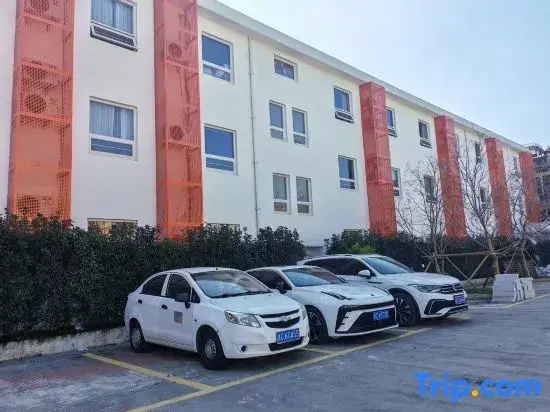 Wenzhou Fanhua Hotel (Ouhai Wutian Old Street)