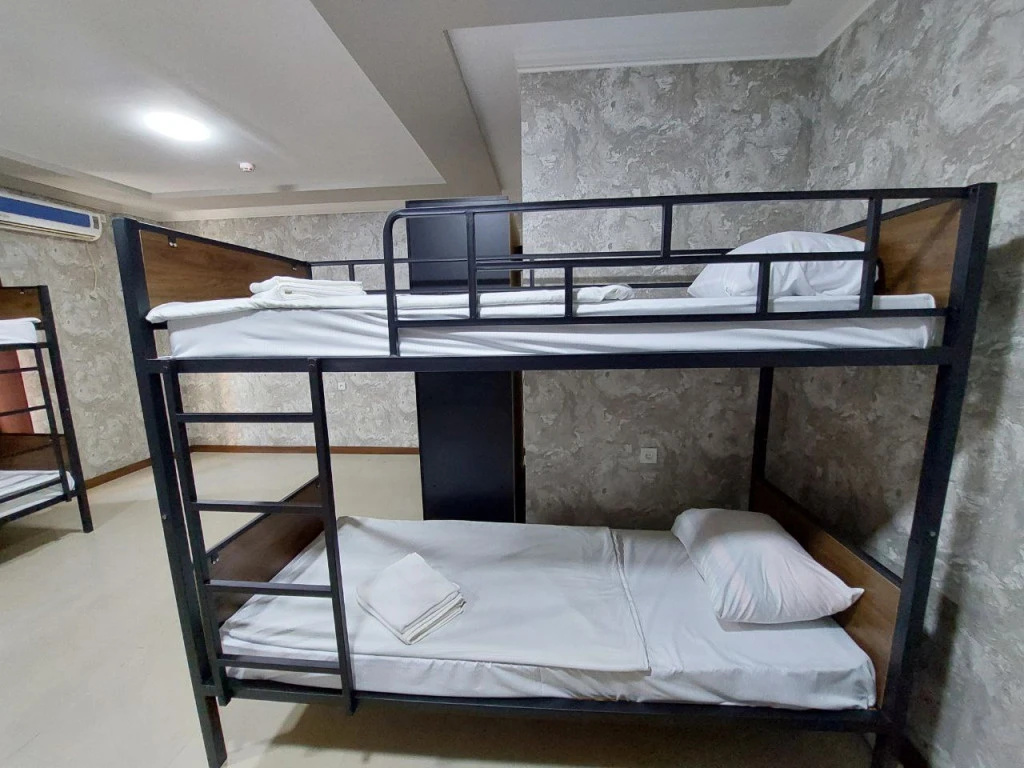 ADRAS Hostel - фото 4