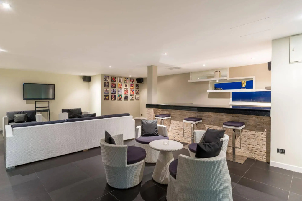 Hotel photo 26