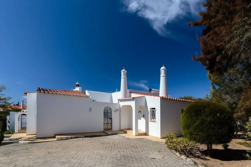 Floresta Fabulous Villa Close to Beach and Golf