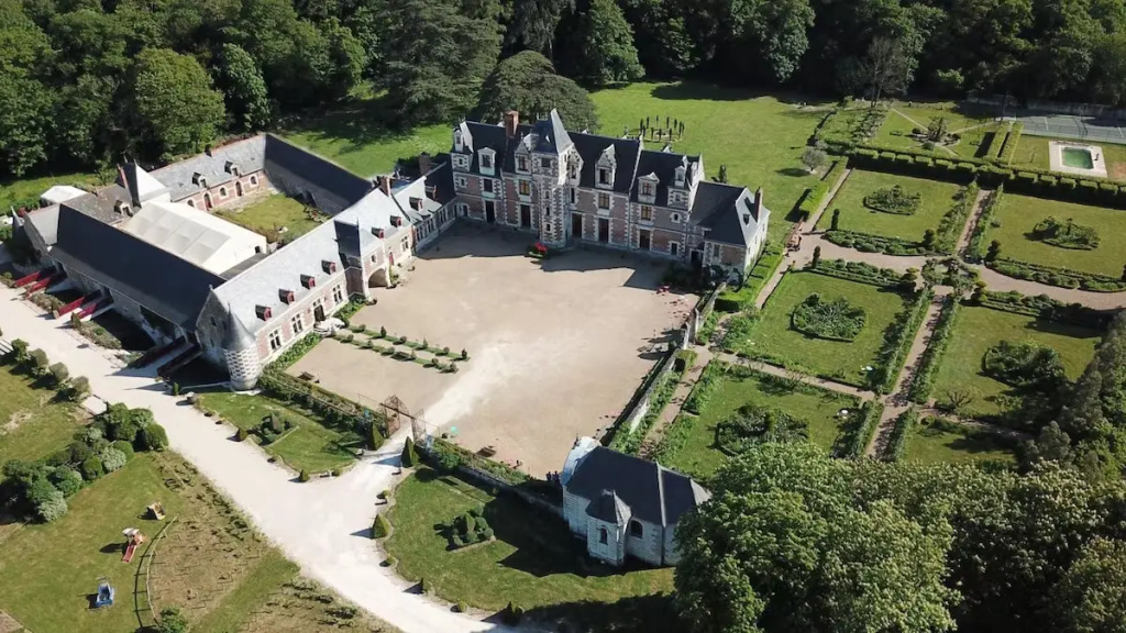 Chateau de Jallanges