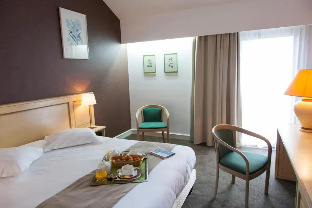 Le relais fleuri, Hôtel et restaurant Logis - Avallon - Général