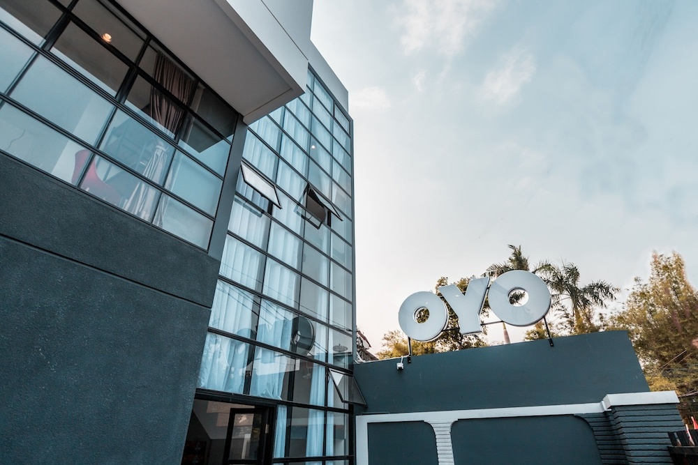 OYO 1580 D'rhea Syariah in Jakarta