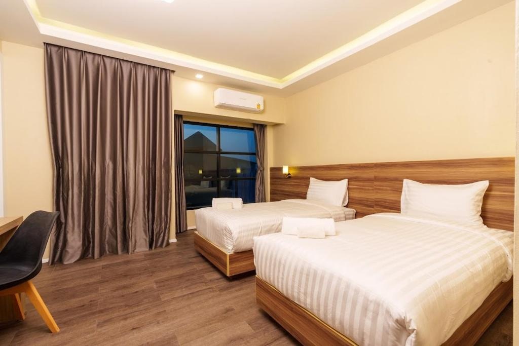 Calinton Hotel — 5