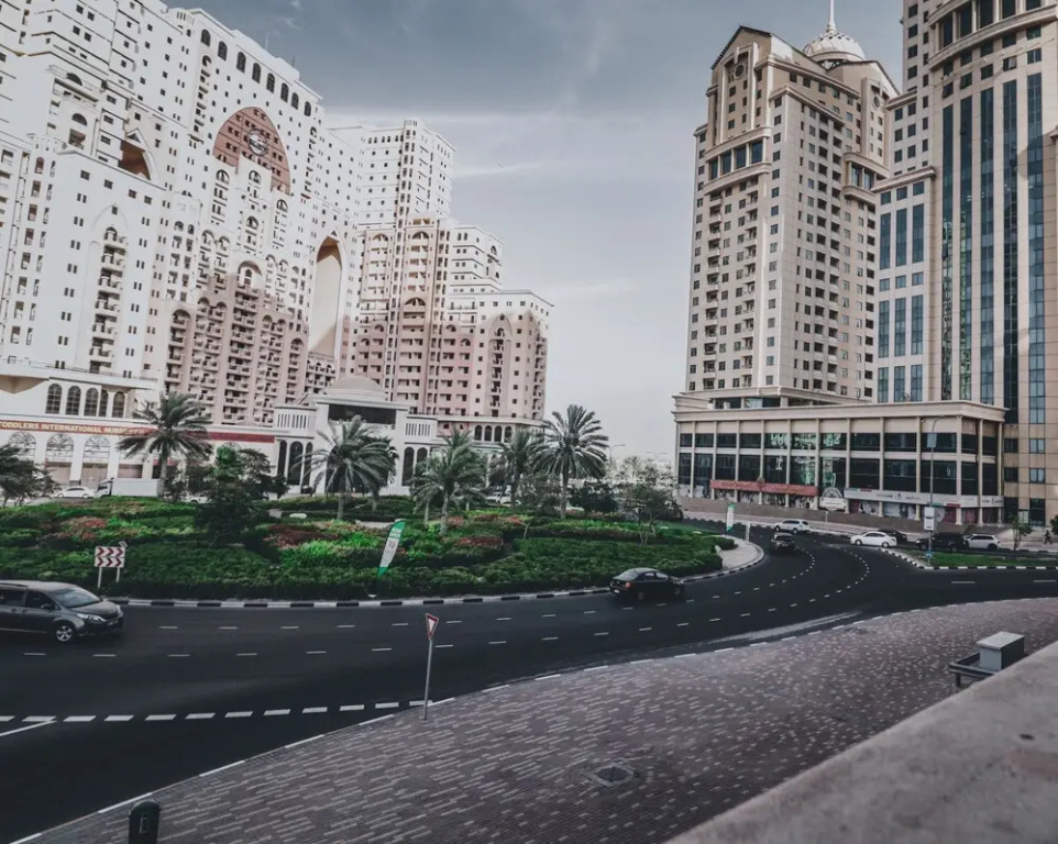 St-Spring Oasis Tower-124 by bnbme homes
