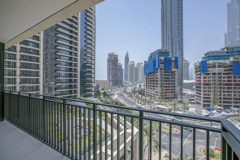 Driven Holiday Homes- Crescent Boulevard