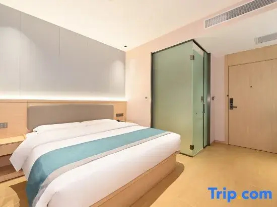 Business Double room (full double bed)