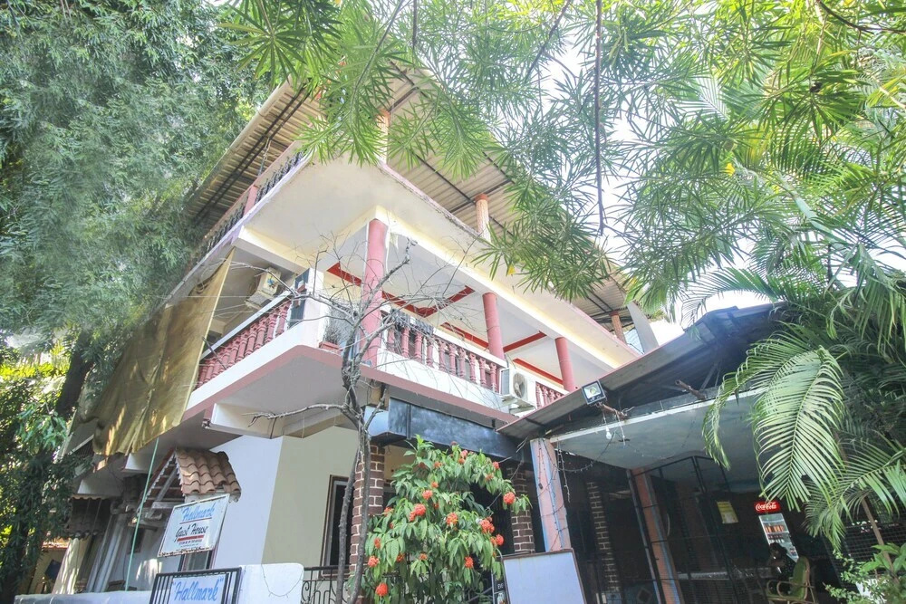 Saby Guest House