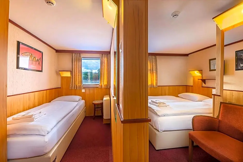 Fortuna Boat Hotel - Chambres