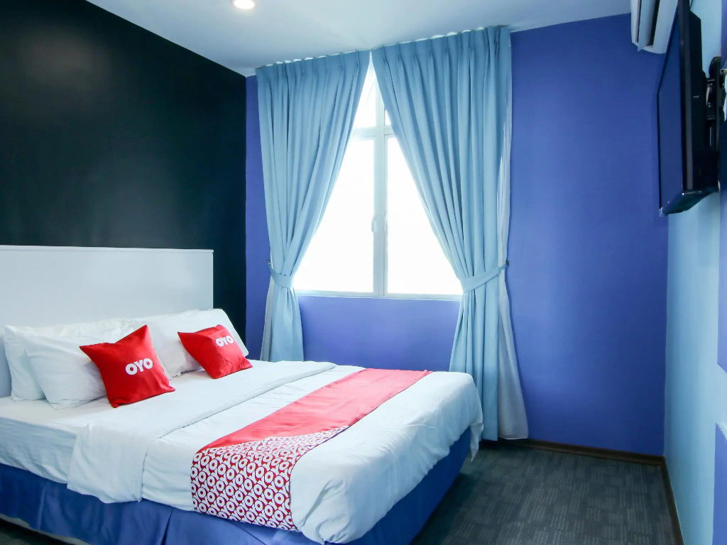 Deluxe Double room (full double bed)