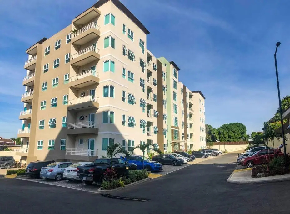 Classy & Conveniently Located 1 Bed Room Suite