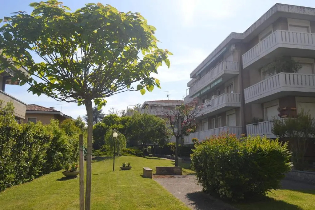 Apartment with mountain view