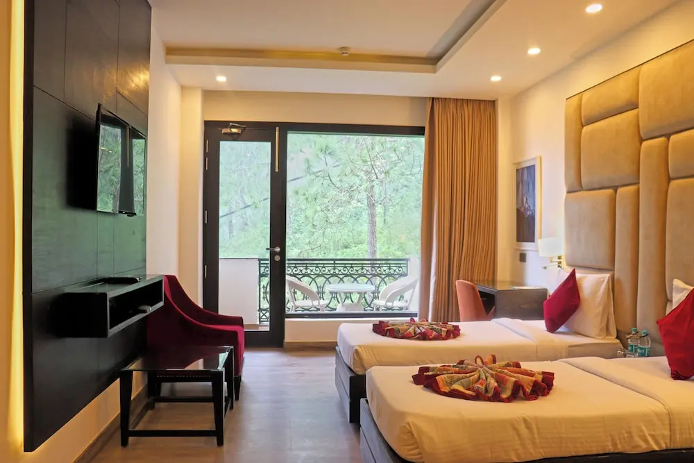 Classic Double room (full double bed)