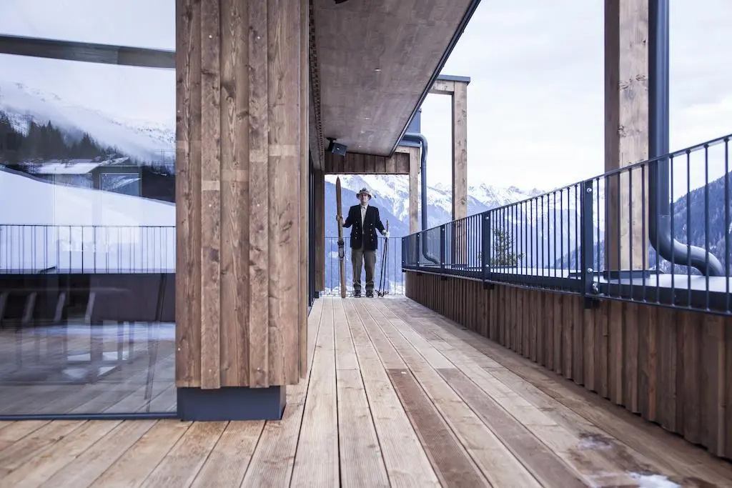Balcony & Terrace