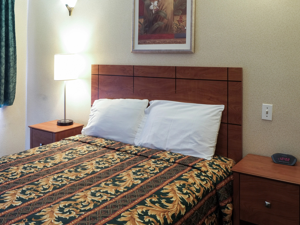 Standard Double room (full double bed)