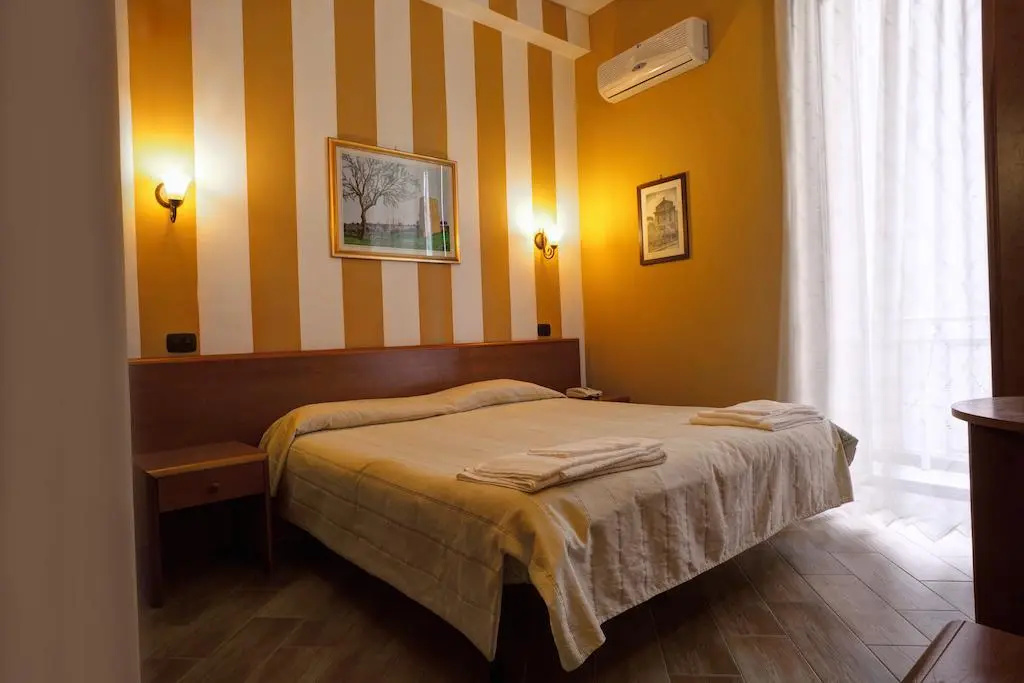 Kolymbetra Bed and Breakfast — 3