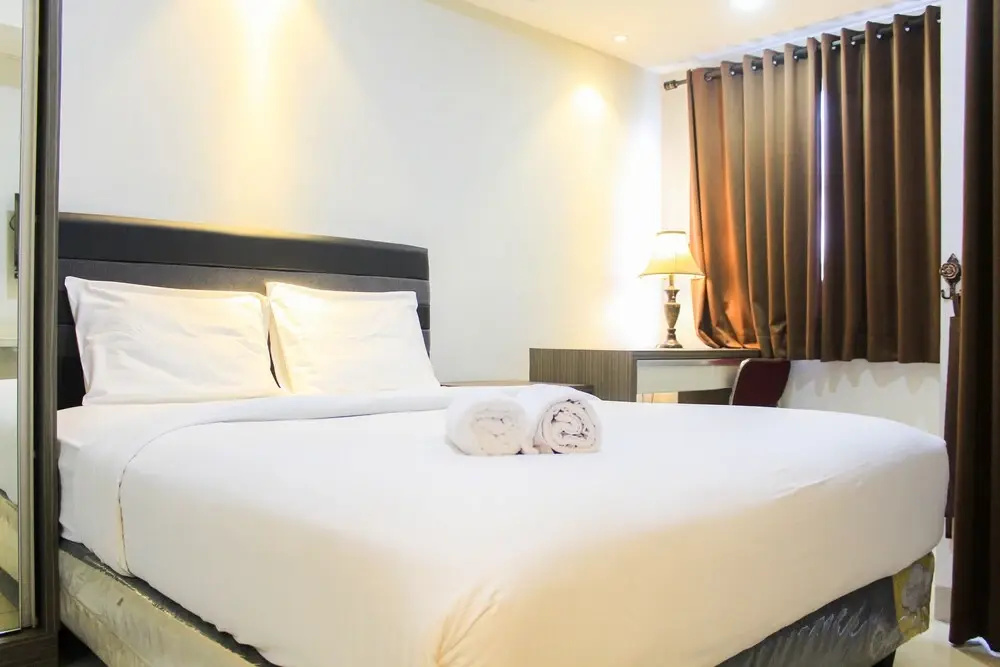 Fully Furnished with Spacious Design Studio Apartment at The Oasis Cikarang